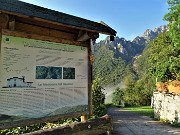 12 Da qui in iniziale breve discesa la partenza sul sent. Val Gerona-Monte Alben